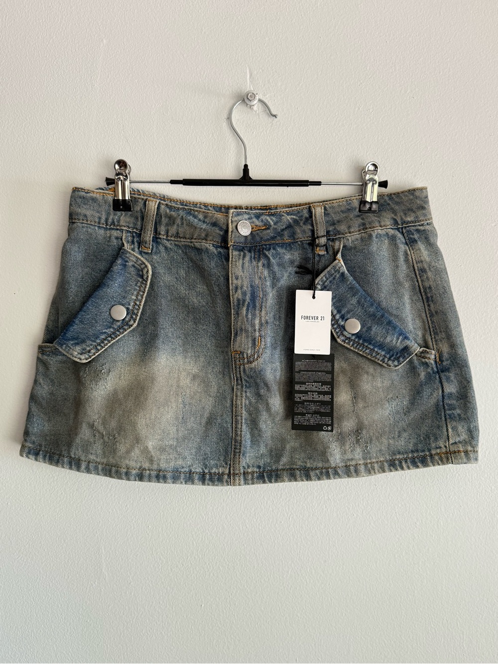 Forever 21 Mud Wash Denim Grunge Mini Skirt Cargo Pockets Distressed Size M NWT